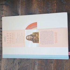 Rachel Hollis - Start Today Journal